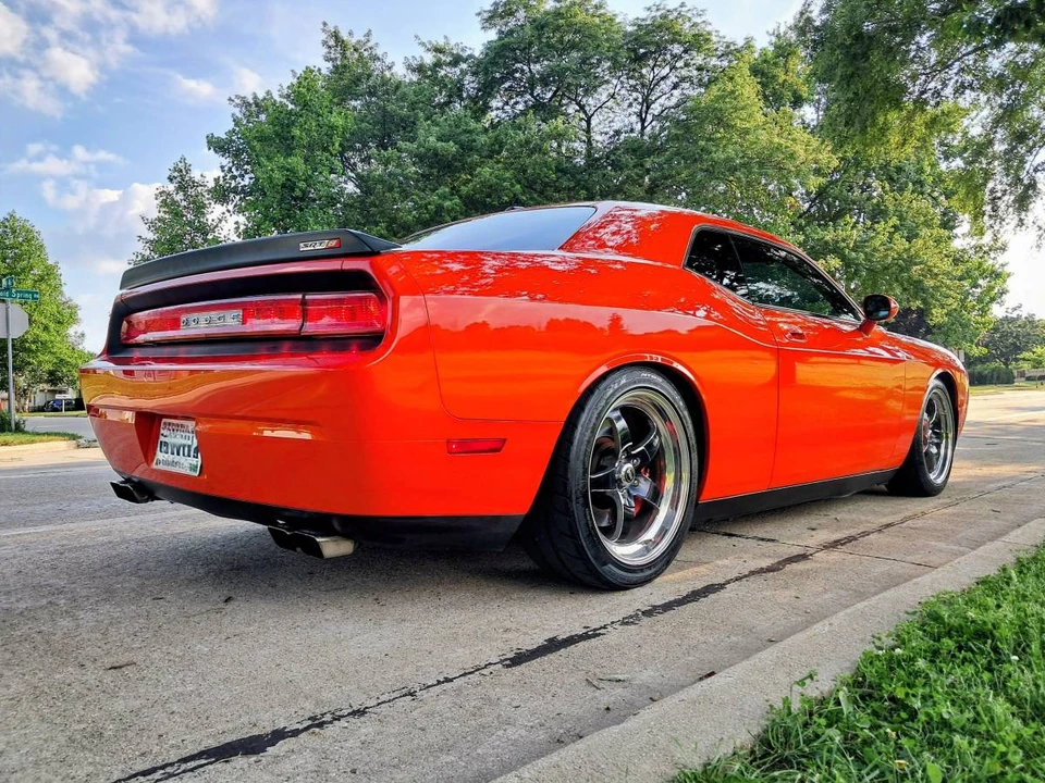 2010 Dodge Challenger SRT8 & 392 3rd Gen - Image 6 of 24