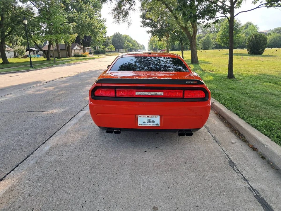 2010 Dodge Challenger SRT8 & 392 3rd Gen - Image 9 of 24