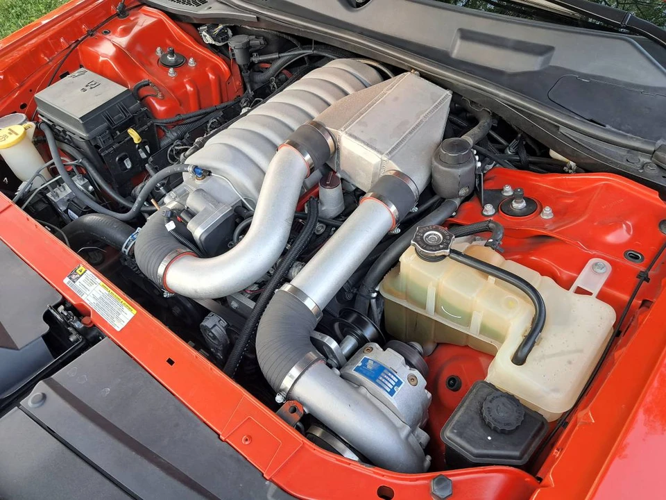 2010 Dodge Challenger SRT8 & 392 3rd Gen - Image 21 of 24