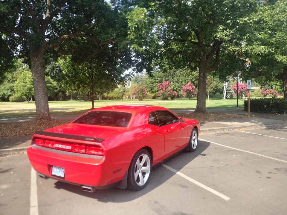 2010 Dodge Challenger SRT8 & 392 3rd Gen - Image 15 of 31