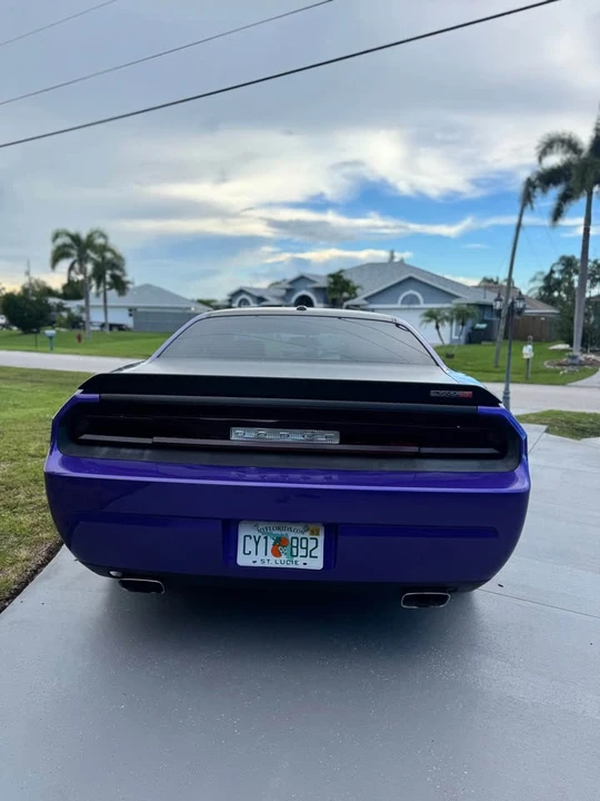 2010 Dodge Challenger SRT8 & 392 3rd Gen - Image 7 of 18
