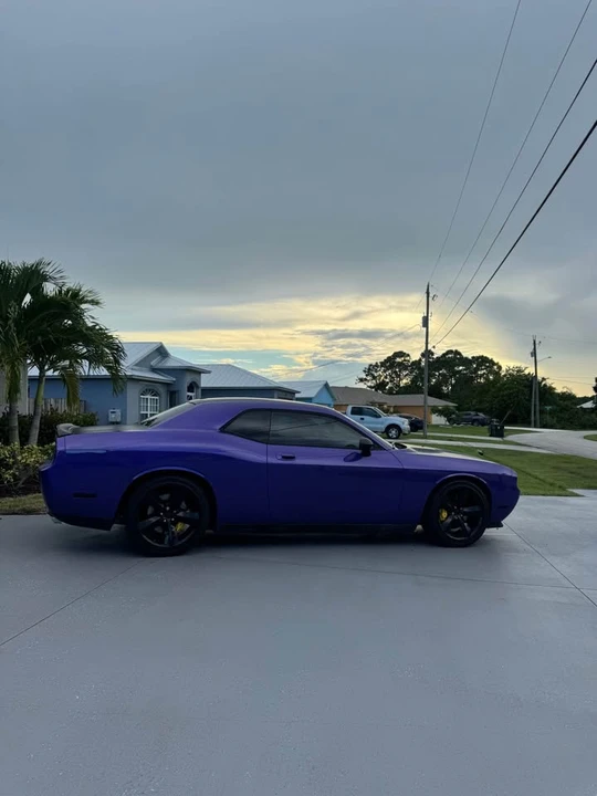 2010 Dodge Challenger SRT8 & 392 3rd Gen - Image 9 of 18
