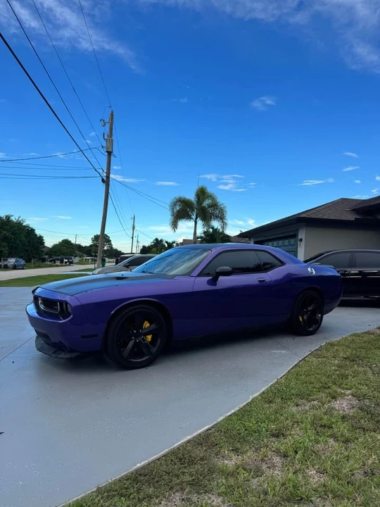 2010 Dodge Challenger SRT8 & 392 3rd Gen - Image 6 of 18