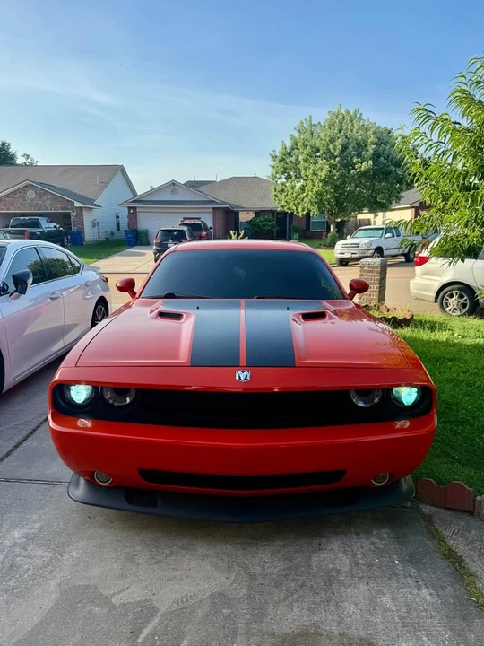 2010 Dodge Challenger SRT8 & 392 3rd Gen - Image 3 of 18
