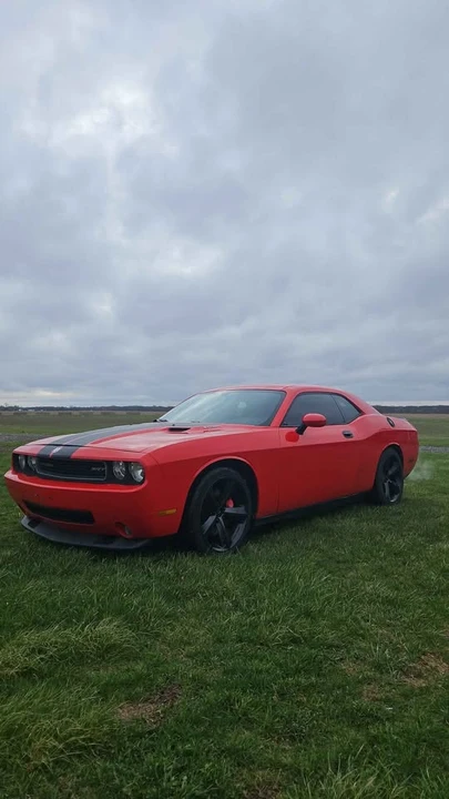 2010 Dodge Challenger SRT8 & 392 3rd Gen - Image 4 of 4