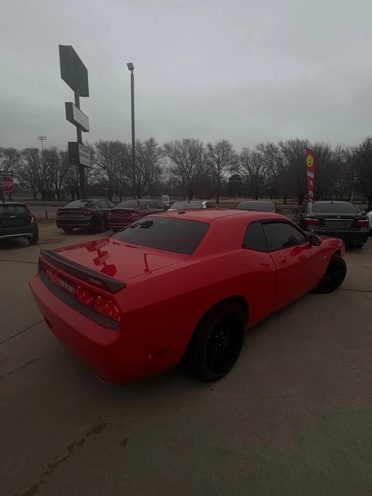 2010 Dodge Challenger SRT8 & 392 3rd Gen - Image 4 of 14