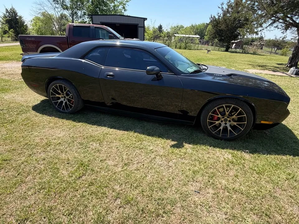 2010 Dodge Challenger SRT8 & 392 3rd Gen - Image 9 of 9