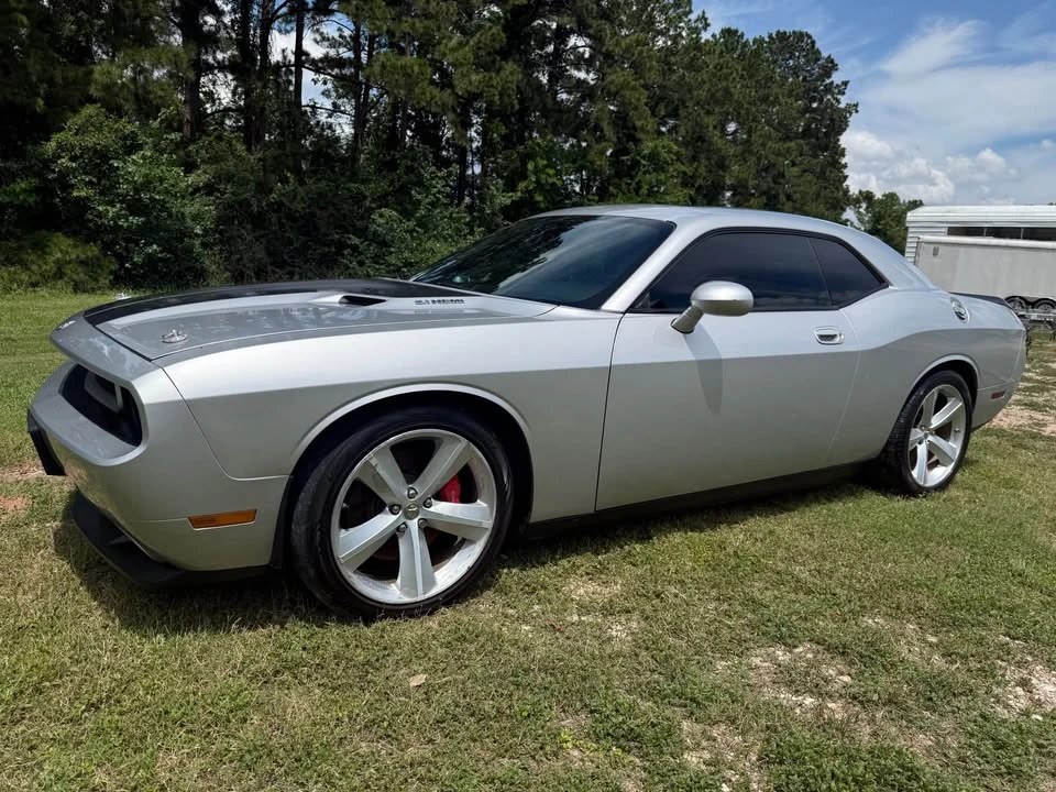 2010 Dodge Challenger SRT8 & 392 3rd Gen - Image 4 of 11