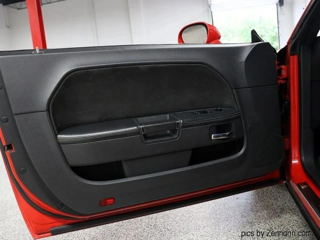 2010 Dodge Challenger SRT8 & 392 3rd Gen - Image 25 of 31
