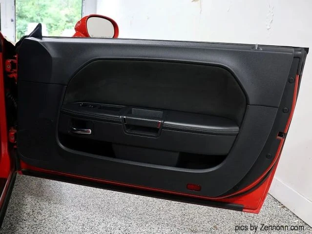 2010 Dodge Challenger SRT8 & 392 3rd Gen - Image 29 of 31