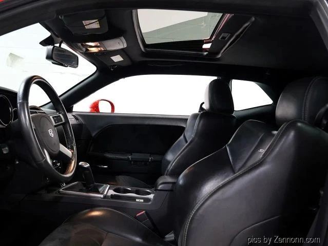 2010 Dodge Challenger SRT8 & 392 3rd Gen - Image 15 of 31