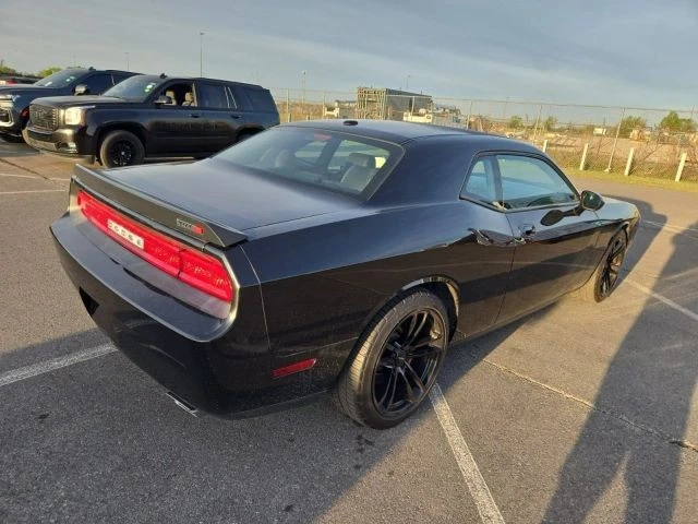 2010 Dodge Challenger SRT8 & 392 3rd Gen - Image 4 of 12