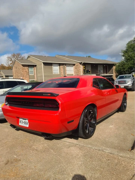 2010 Dodge Challenger SRT8 & 392 3rd Gen - Image 6 of 7