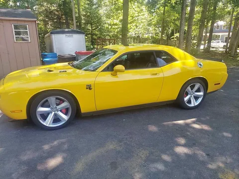 2010 Dodge Challenger SRT8 Coupe 2D