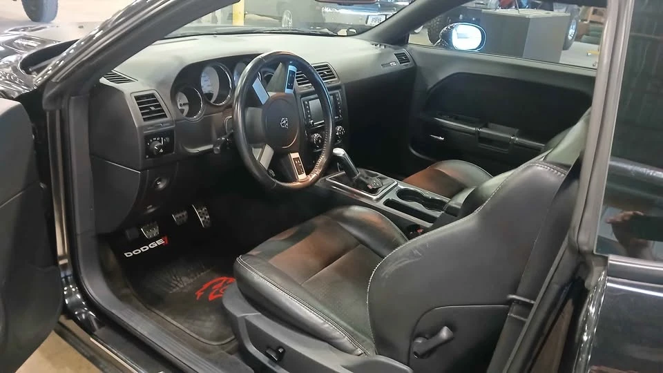 2010 Dodge Challenger SRT8 & 392 3rd Gen - Image 3 of 10
