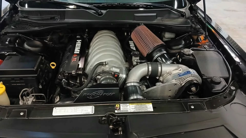 2010 Dodge Challenger SRT8 & 392 3rd Gen - Image 6 of 10