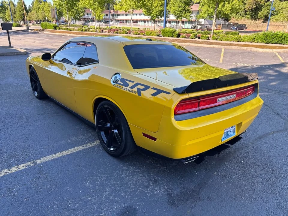 2010 Dodge Challenger SRT8 & 392 3rd Gen - Image 5 of 18
