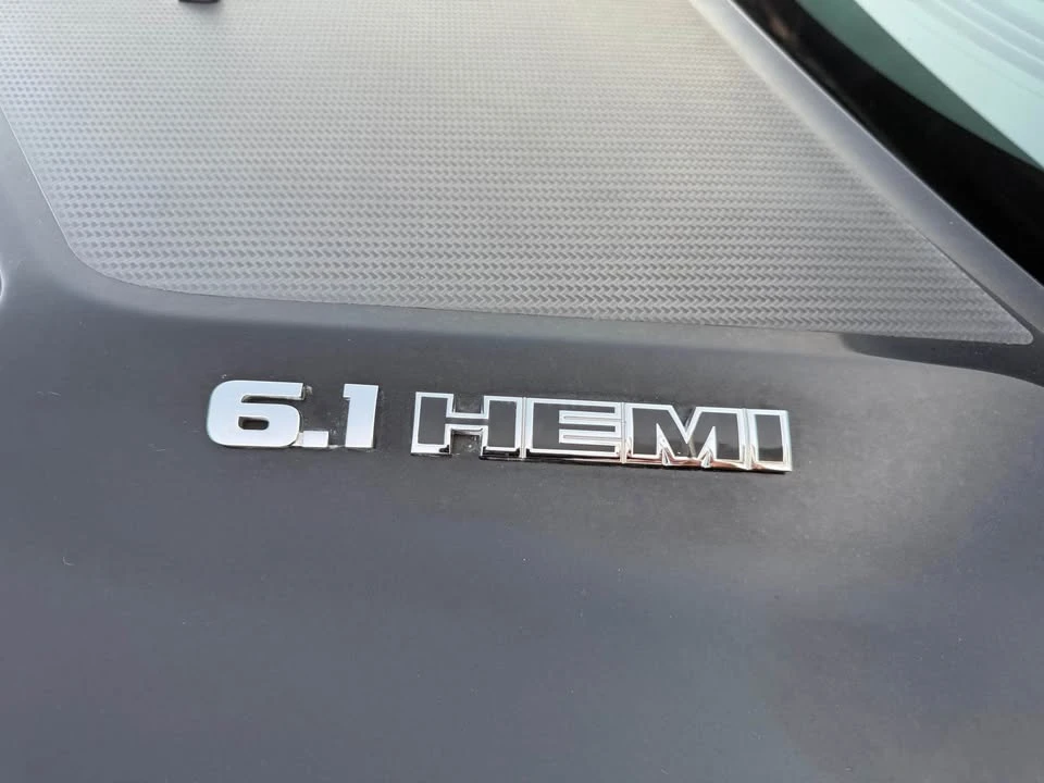 2010 Dodge Challenger SRT8 & 392 3rd Gen - Image 9 of 13