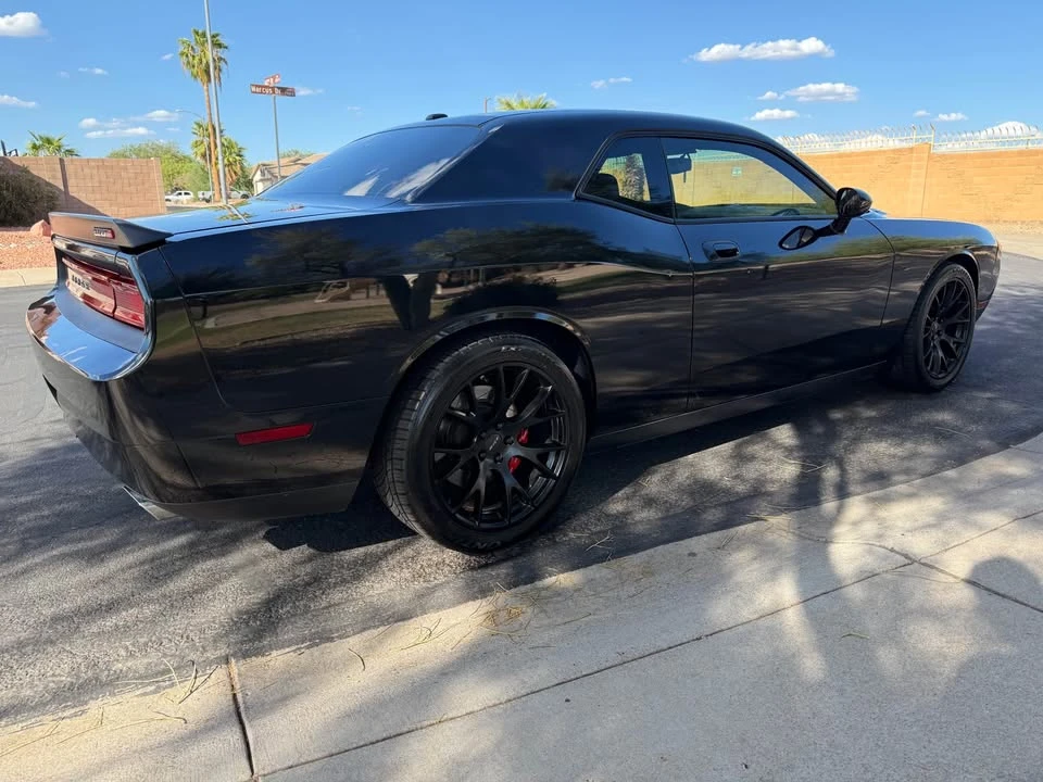 2010 Dodge Challenger SRT8 & 392 3rd Gen - Image 4 of 17