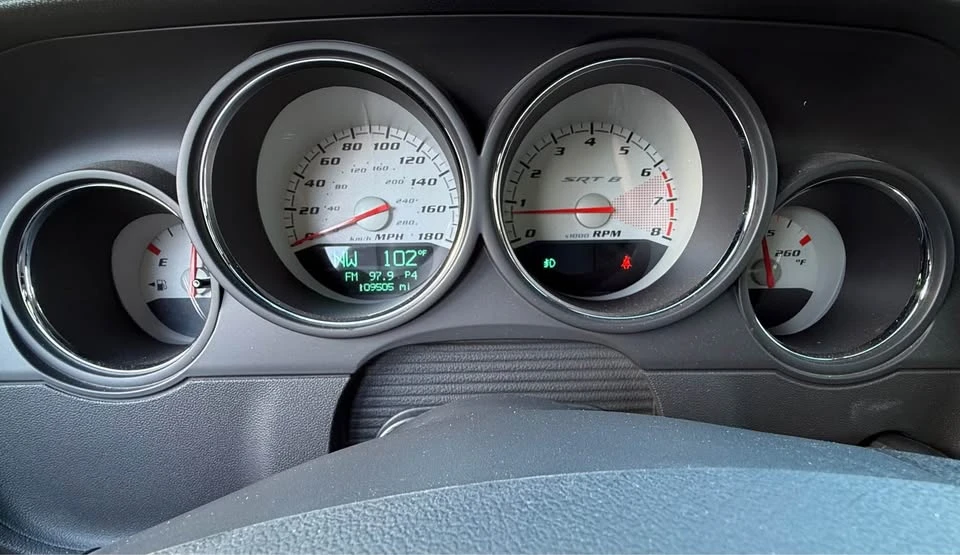 2010 Dodge Challenger SRT8 & 392 3rd Gen - Image 16 of 17