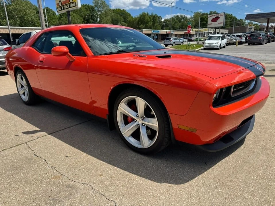 2010 Dodge Challenger SRT8 & 392 3rd Gen - Image 4 of 19