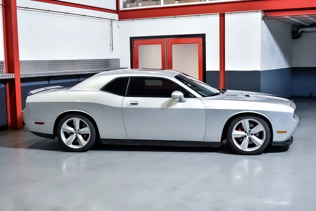 2010 Dodge Challenger SRT8 & 392 3rd Gen - Image 9 of 30