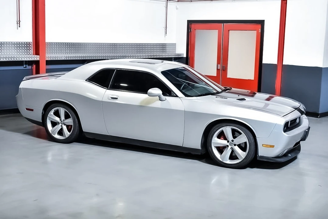 2010 Dodge Challenger SRT8 & 392 3rd Gen - Image 6 of 30
