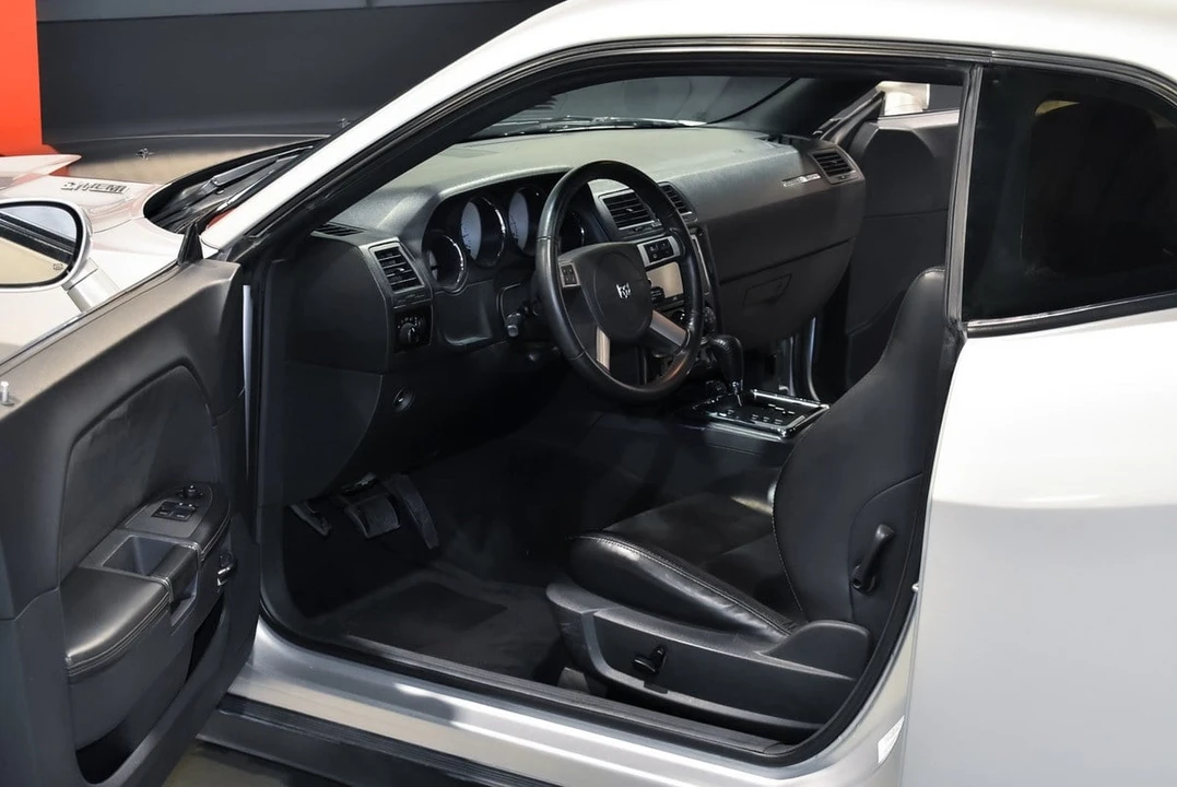 2010 Dodge Challenger SRT8 & 392 3rd Gen - Image 28 of 30