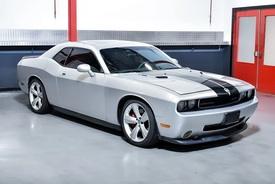 2010 Dodge Challenger SRT8 & 392 3rd Gen - Image 5 of 30