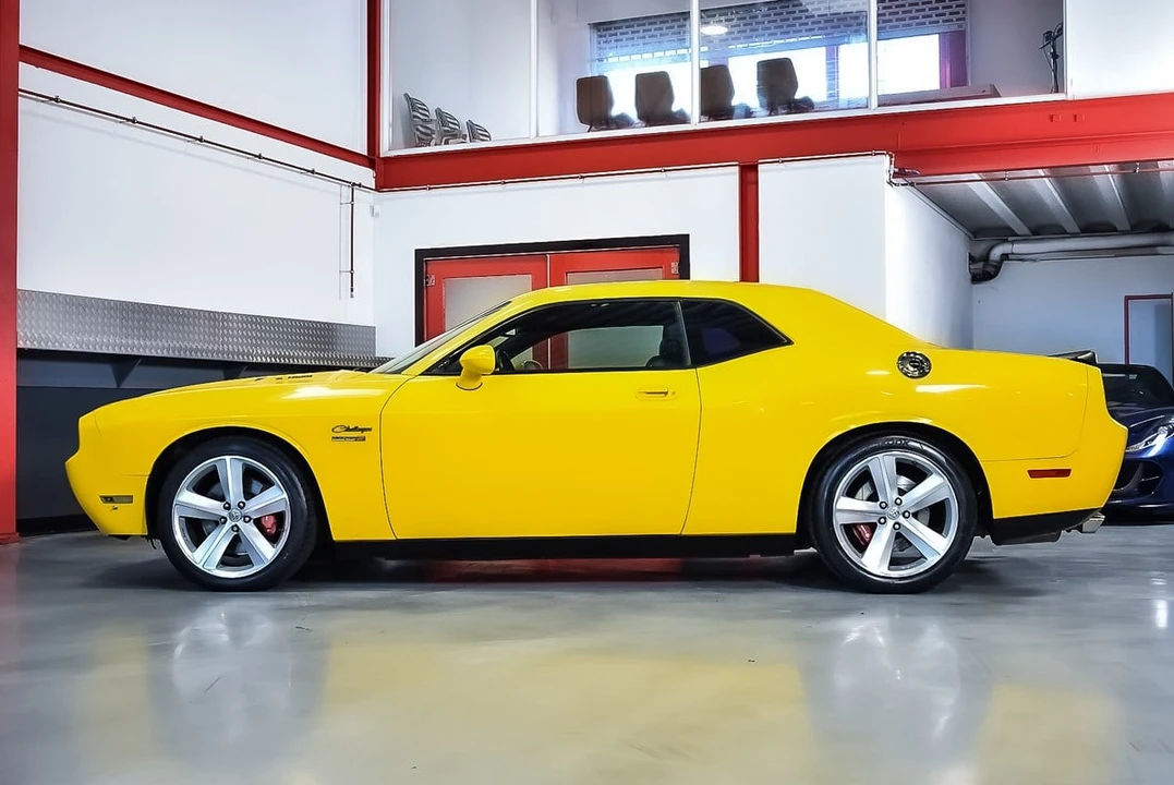 2010 Dodge Challenger SRT8 & 392 3rd Gen - Image 27 of 30