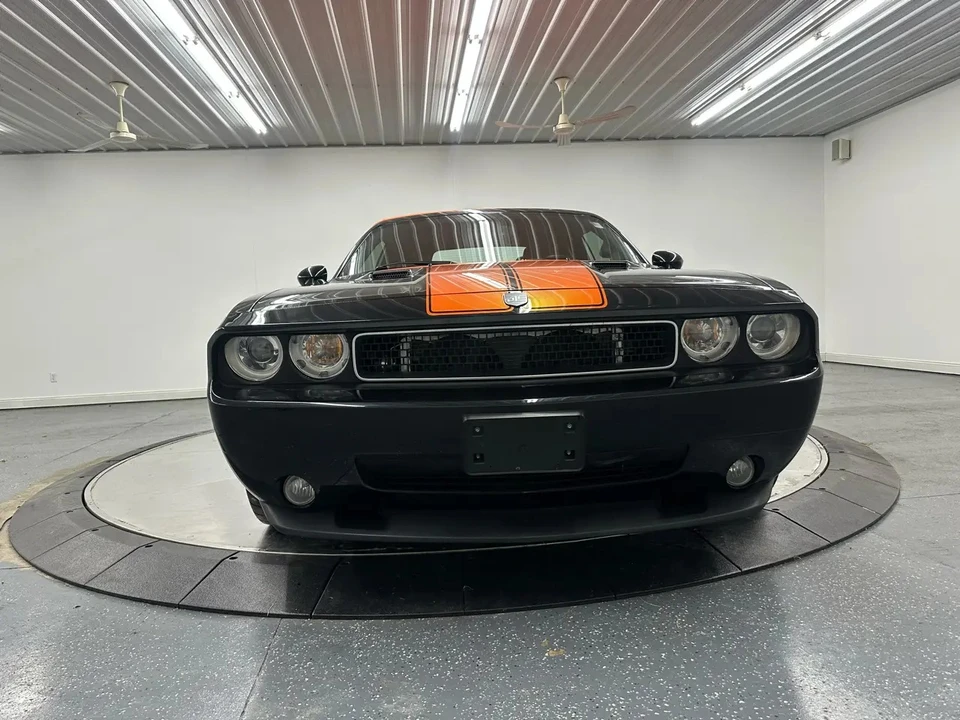 2010 Dodge Challenger SRT8 & 392 3rd Gen - Image 13 of 31