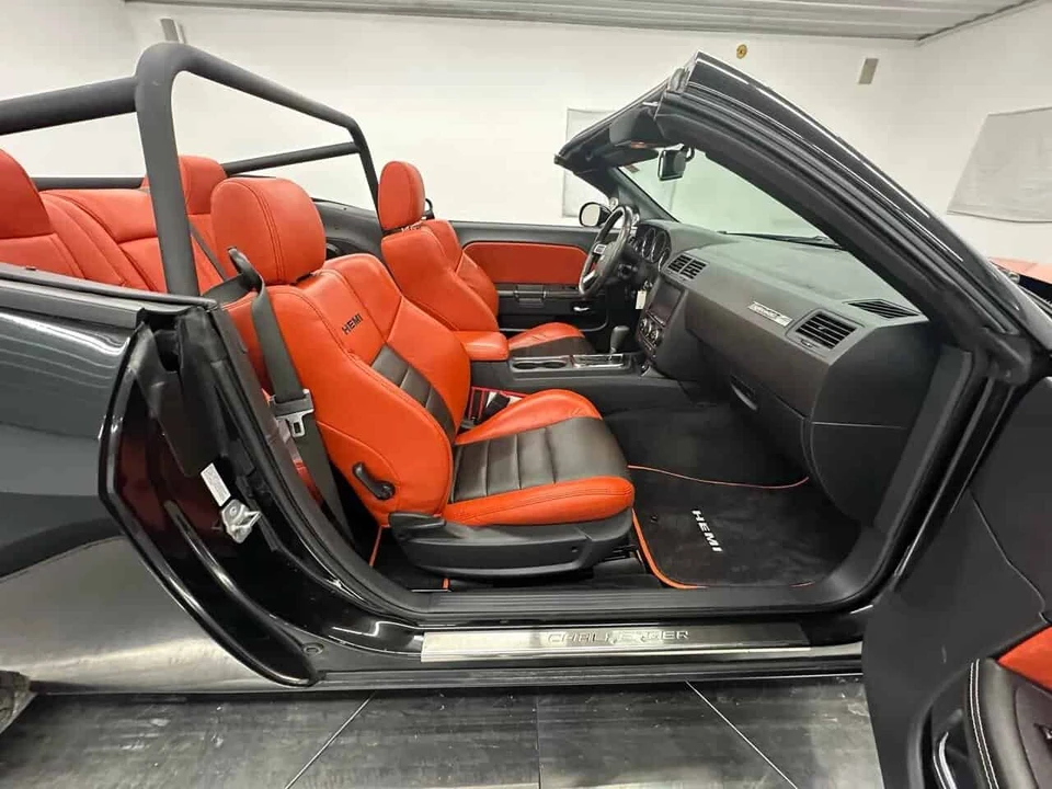 2010 Dodge Challenger SRT8 & 392 3rd Gen - Image 21 of 31