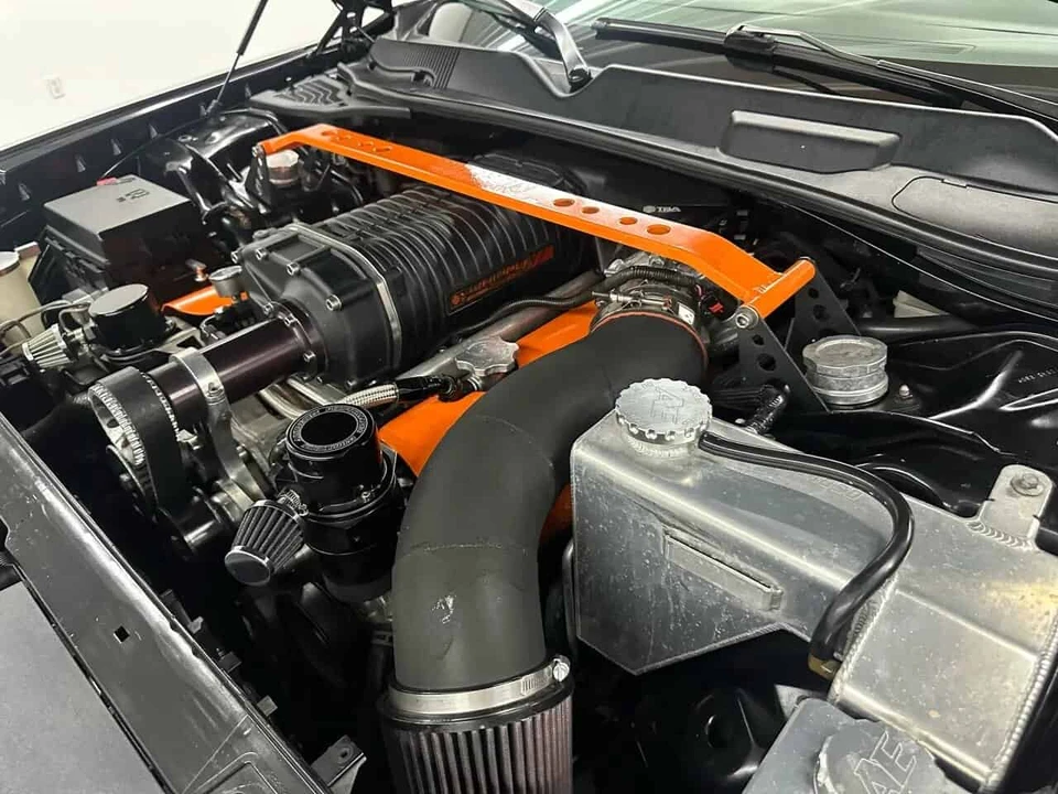 2010 Dodge Challenger SRT8 & 392 3rd Gen - Image 28 of 31