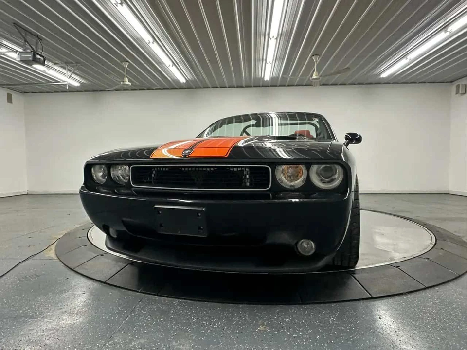 2010 Dodge Challenger SRT8 & 392 3rd Gen - Image 29 of 31