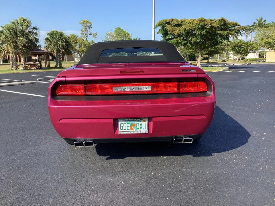 2010 Dodge Challenger SRT8 & 392 3rd Gen - Image 19 of 31