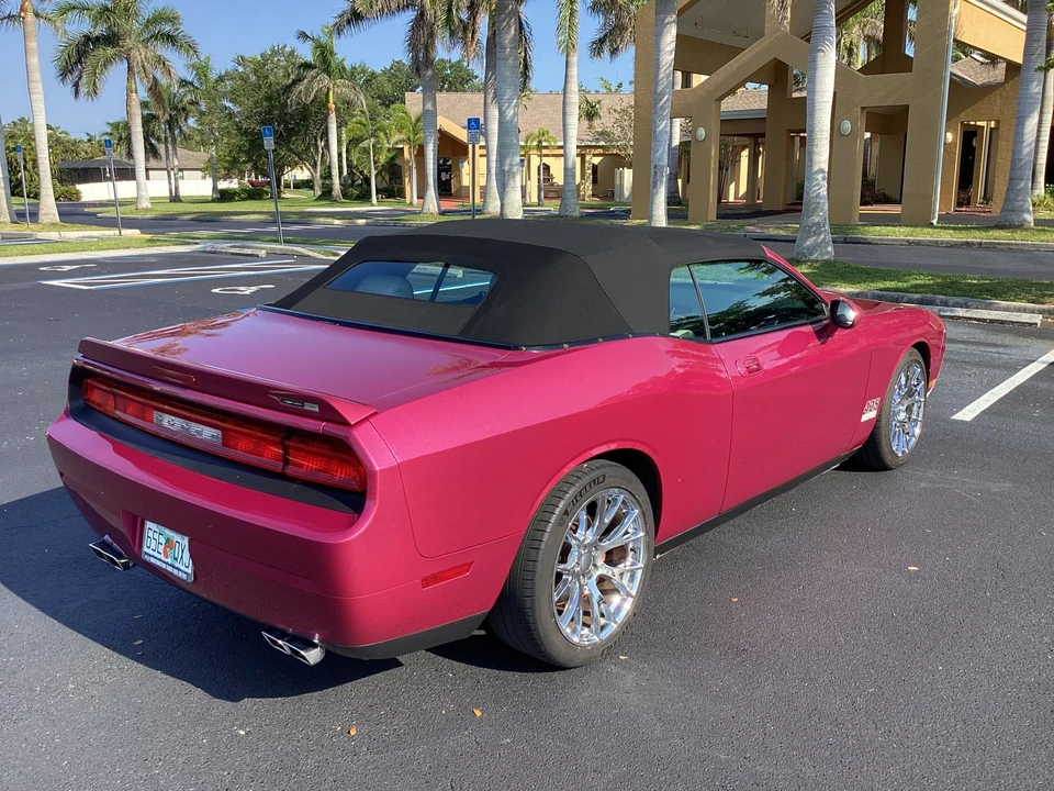 2010 Dodge Challenger SRT8 & 392 3rd Gen - Image 15 of 31