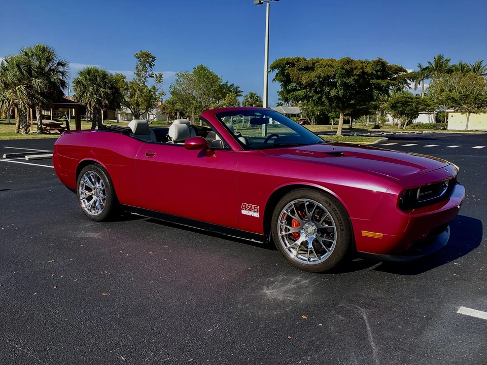 2010 Dodge Challenger SRT8 & 392 3rd Gen - Image 5 of 31