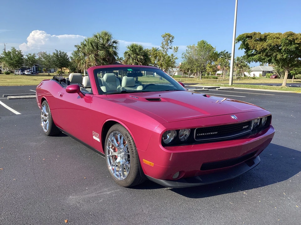 2010 Dodge Challenger SRT8 & 392 3rd Gen - Image 3 of 31
