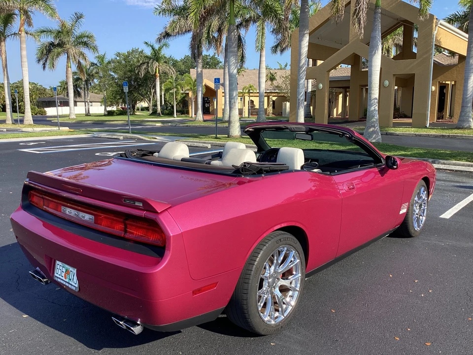 2010 Dodge Challenger SRT8 & 392 3rd Gen - Image 7 of 31