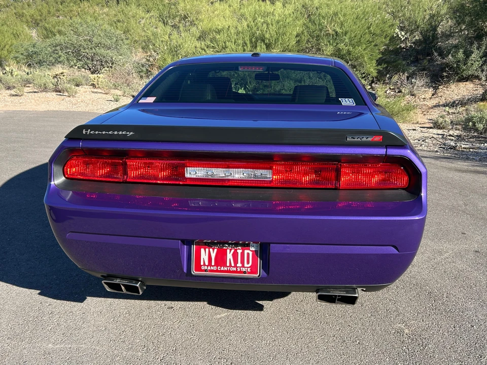 2010 Dodge Challenger SRT8 & 392 3rd Gen - Image 10 of 31