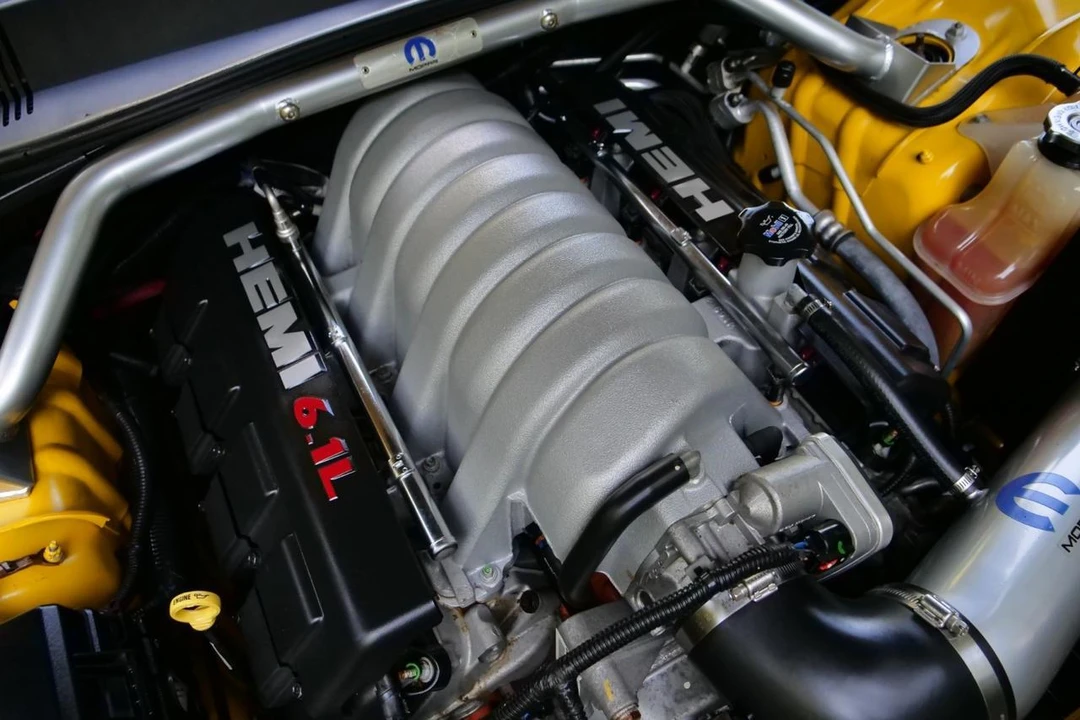 2010 Dodge Challenger SRT8 & 392 3rd Gen - Image 16 of 31