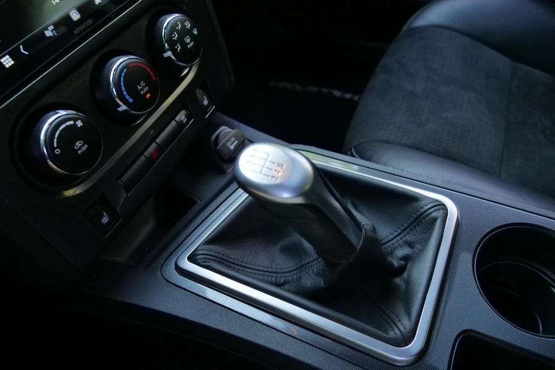 2010 Dodge Challenger SRT8 & 392 3rd Gen - Image 21 of 31