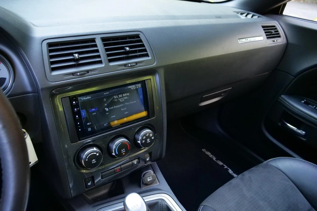 2010 Dodge Challenger SRT8 & 392 3rd Gen - Image 17 of 31
