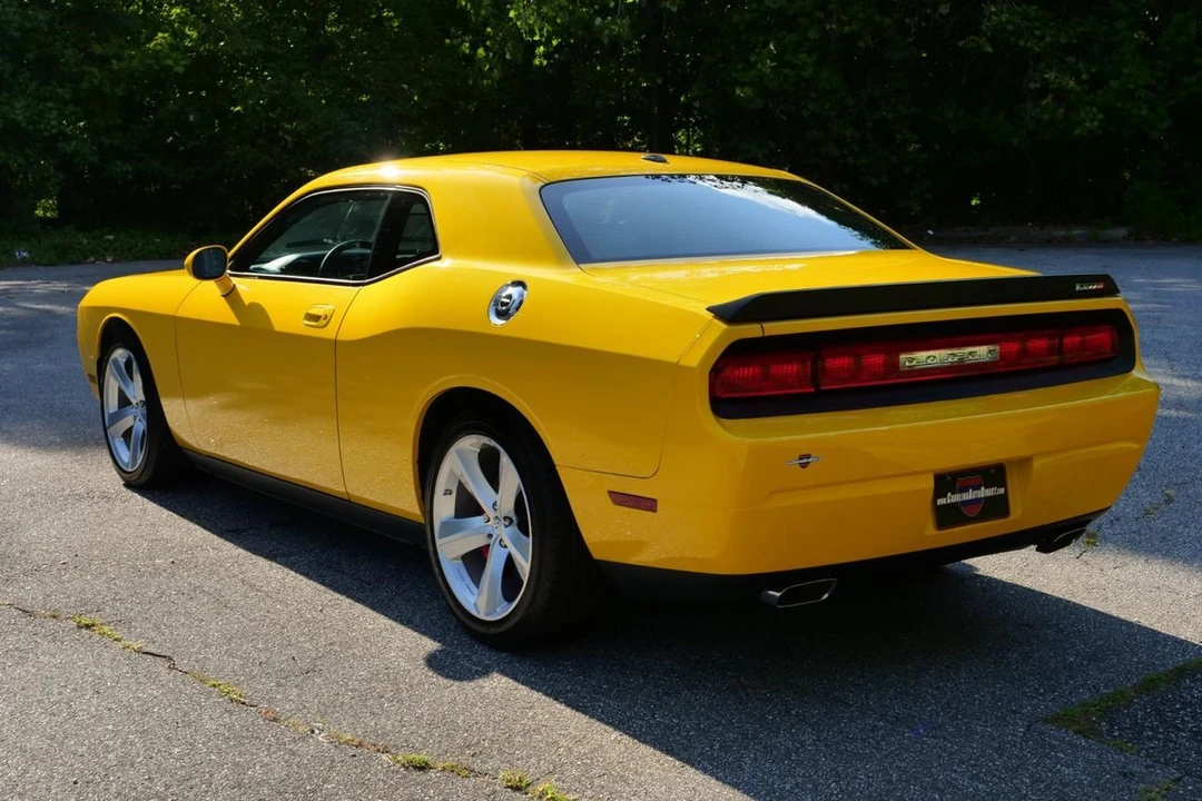 2010 Dodge Challenger SRT8 & 392 3rd Gen - Image 8 of 31