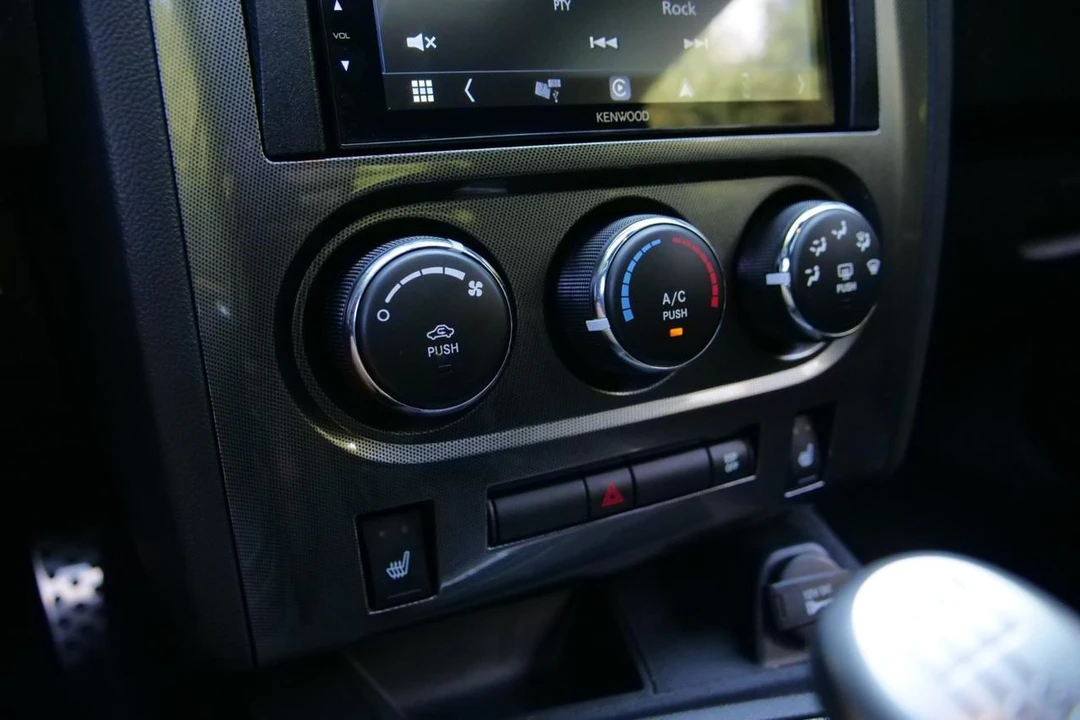 2010 Dodge Challenger SRT8 & 392 3rd Gen - Image 19 of 31