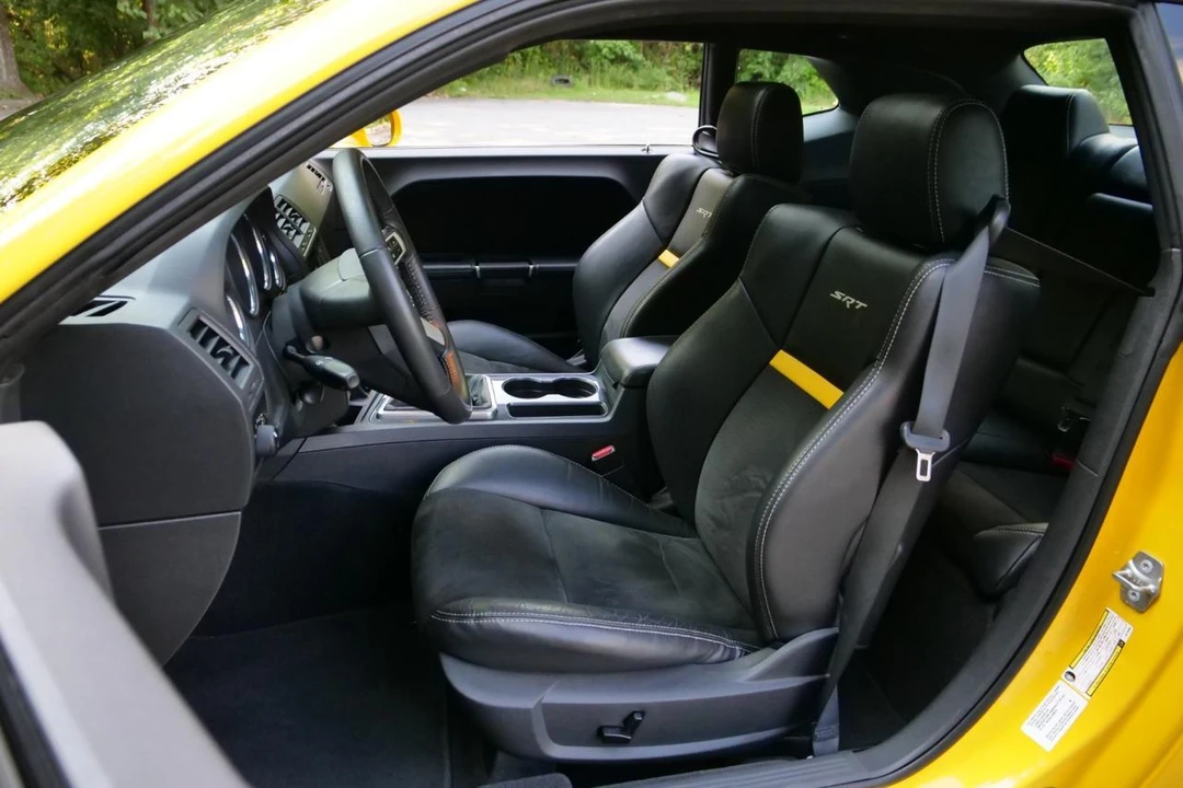 2010 Dodge Challenger SRT8 & 392 3rd Gen - Image 4 of 31