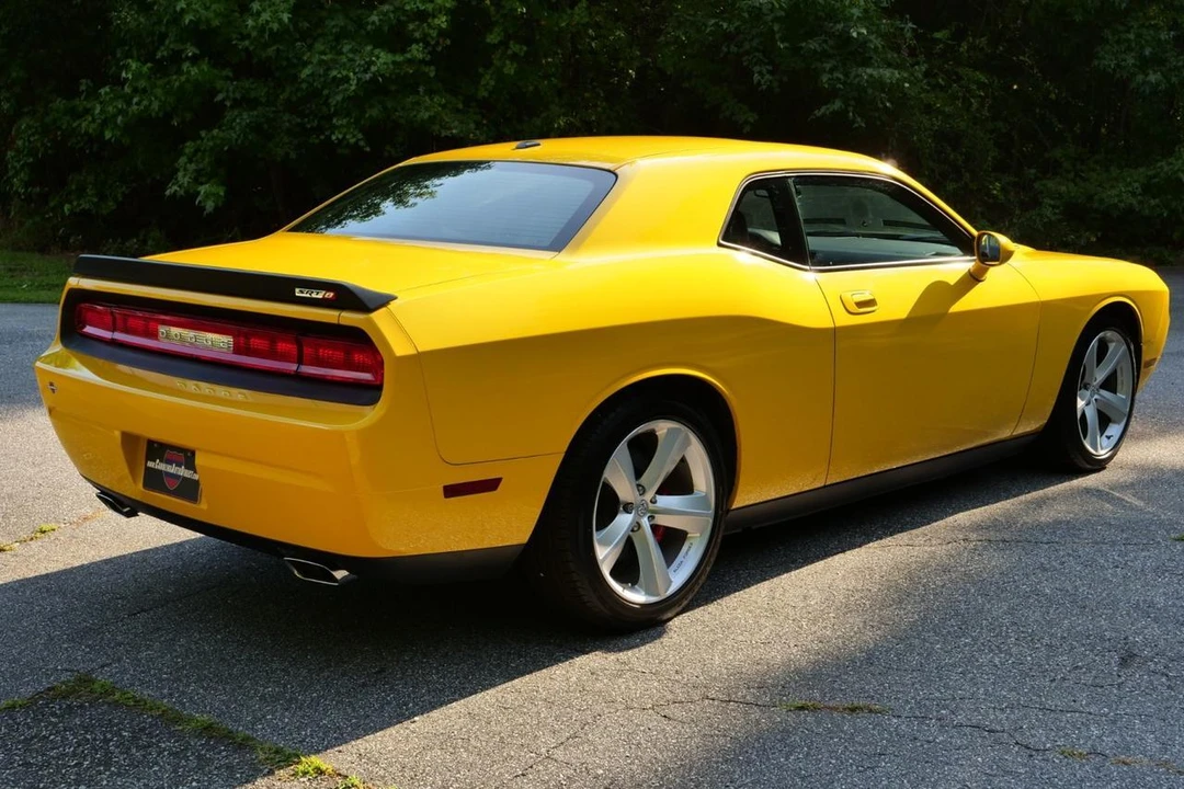 2010 Dodge Challenger SRT8 & 392 3rd Gen - Image 10 of 31