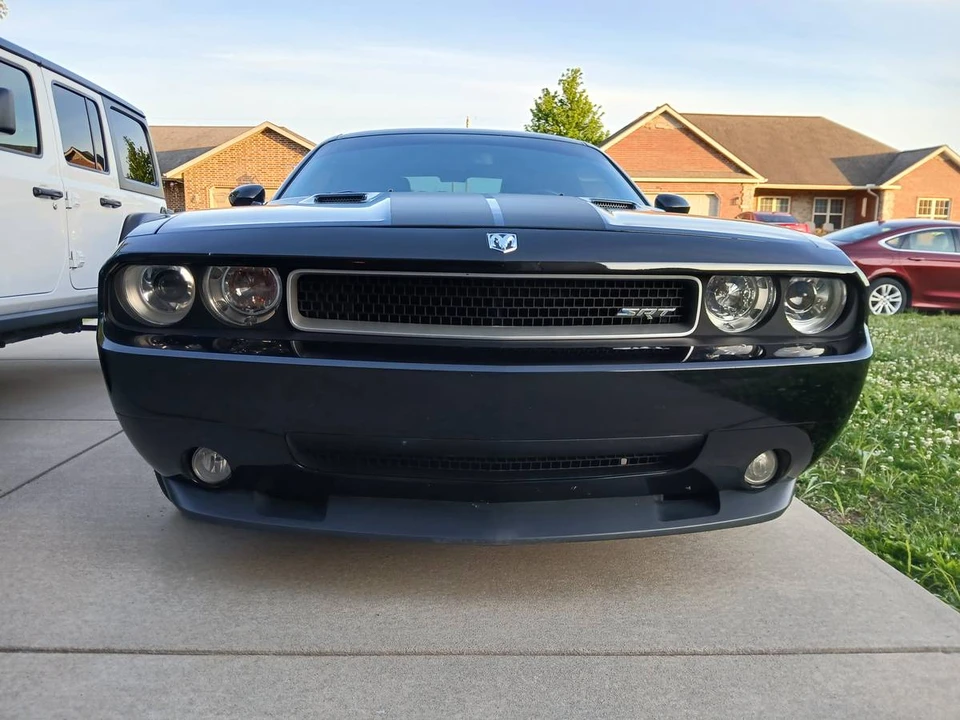 2010 Dodge Challenger SRT8 & 392 3rd Gen - Image 6 of 20