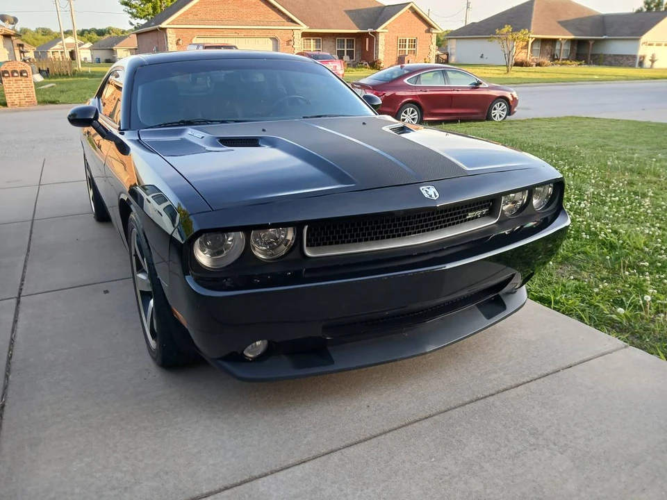 2010 Dodge Challenger SRT8 & 392 3rd Gen - Image 5 of 20