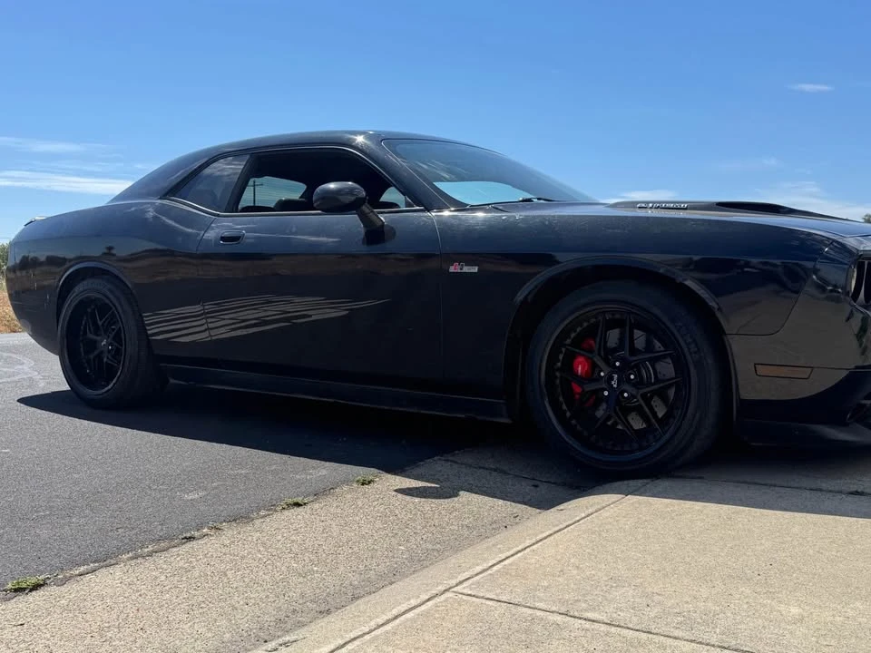 2010 Dodge Challenger SRT8 & 392 3rd Gen - Image 5 of 6